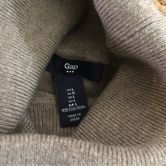 ▪️GAP Turtleneck Sweater - Picture 7 of 7